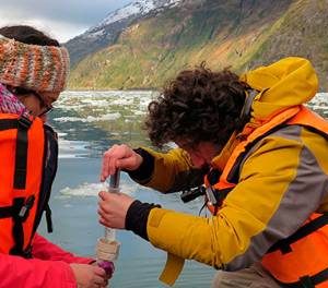 Científicos de Centro de Investigación IDEAL estudian la acidificación de los océanos en la Patagonia