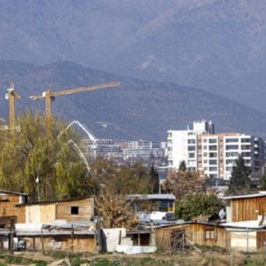 Índice de Desarrollo Humano: Chile pierde 12 lugares con ajuste por desigualdad